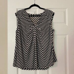 Apt. 9 Essentials Black and White Striped Sleeveless Top Size 2X